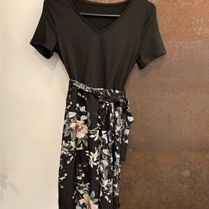 SHEIN Black Floral Midi Dress